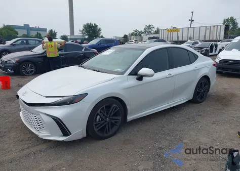 2025 Toyota Camry Xse из США, поврежденный, VIN 4T1DAACK0SU017292